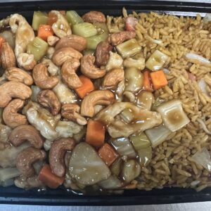 C21. Chicken w. Cashew Nuts